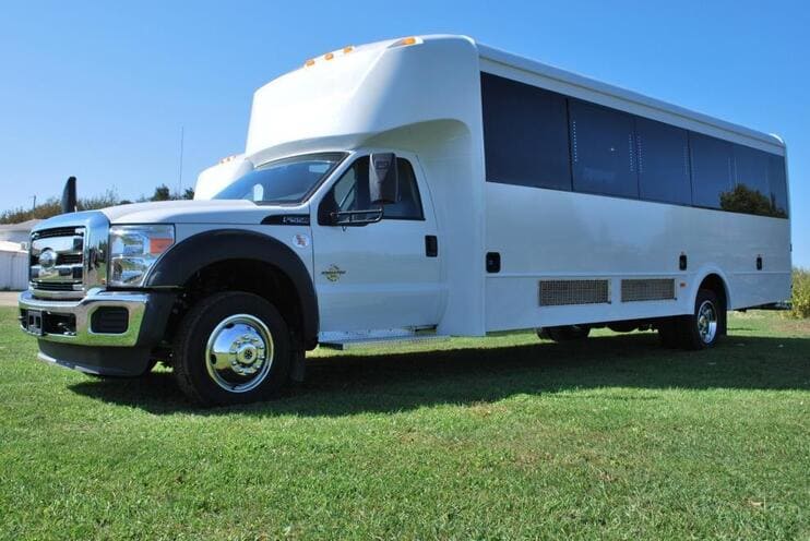 Cincinnati 15-35 Passenger Minibuses