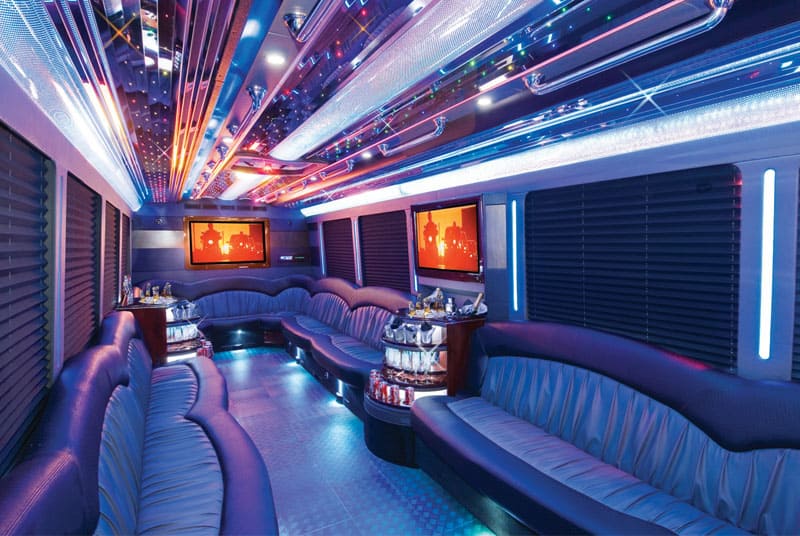 Cincinnati 20 Passenger Party Bus Interior